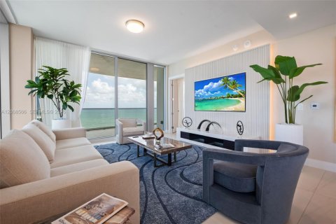 Condo in Fort Lauderdale, Florida, 3 bedrooms  № 2145791 - photo 29