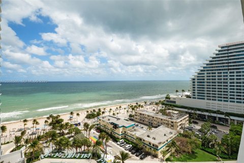 Condo in Fort Lauderdale, Florida, 3 bedrooms  № 2145791 - photo 22