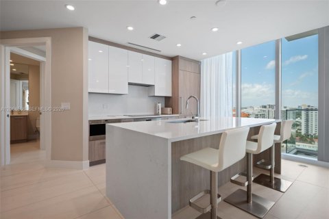 Condo in Fort Lauderdale, Florida, 3 bedrooms  № 2145791 - photo 9