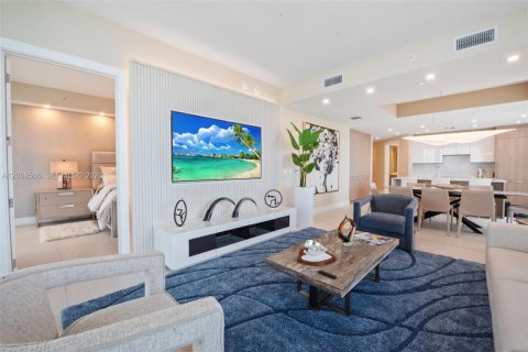 Condo in Fort Lauderdale, Florida, 3 bedrooms  № 2145791 - photo 2