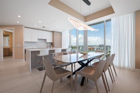 Condo in Fort Lauderdale, Florida, 3 bedrooms  № 2145791 - photo 5