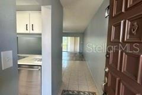 Condo in Orlando, Florida, 2 bedrooms  № 2116693 - photo 4