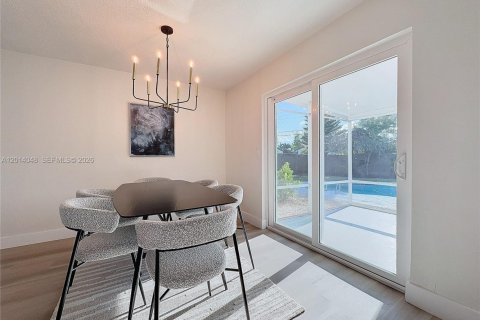 House in Deerfield Beach, Florida 3 bedrooms, 106 sq.m. № 2076058 - photo 7
