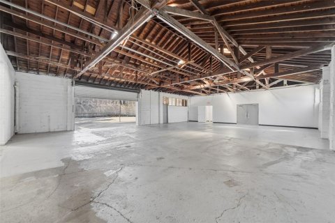 Immobilier commercial à louer à Orlando, Floride: 632.11 m2 № 2415150 - photo 22