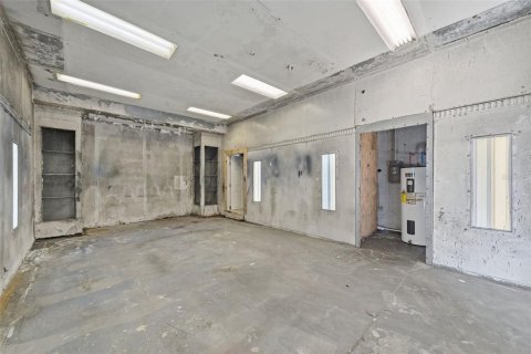 Immobilier commercial à louer à Orlando, Floride: 632.11 m2 № 2415150 - photo 27