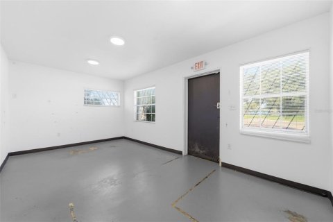 Immobilier commercial à louer à Orlando, Floride: 632.11 m2 № 2415150 - photo 4
