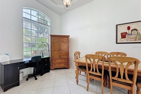 Villa ou maison à vendre à Haines City, Floride: 4 chambres, 190.08 m2 № 1906220 - photo 5