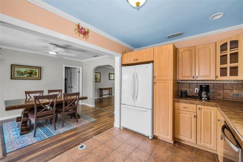 Casa en venta en Saint Petersburg, Florida, 4 dormitorios, 160.63 m2 № 2095918 - foto 15