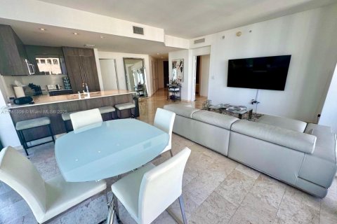 Condominio en venta en Miami, Florida, 2 dormitorios, 117.52 m2 № 1978146 - foto 6