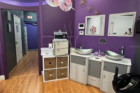 Commercial property in Kissimmee, Florida № 1910031 - photo 3