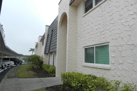 Condo in Seminole, Florida, 2 bedrooms  № 1533031 - photo 4