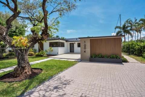 Villa ou maison à vendre à Fort Lauderdale, Floride: 3 chambres, 180.6 m2 № 1895962 - photo 4
