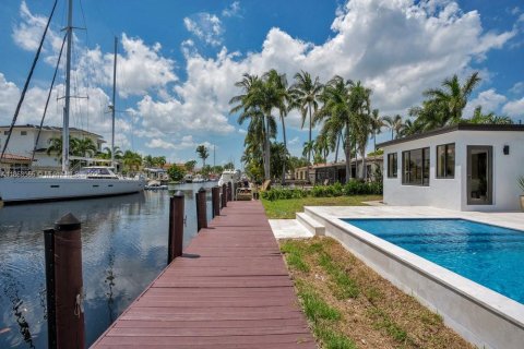 Villa ou maison à vendre à Fort Lauderdale, Floride: 3 chambres, 180.6 m2 № 1895962 - photo 29