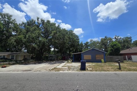 House in Tampa, Florida 2 bedrooms, 101.08 sq.m. № 1757852 - photo 1