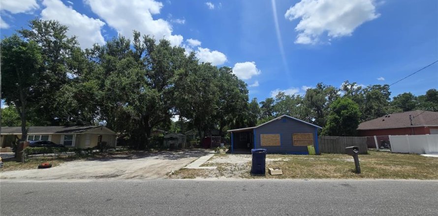 House in Tampa, Florida 2 bedrooms, 101.08 sq.m. № 1757852
