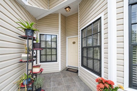 Villa ou maison à vendre à Tavares, Floride: 2 chambres, 109.53 m2 № 2407025 - photo 4