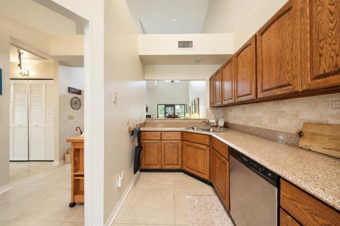 Villa ou maison à vendre à Tavares, Floride: 2 chambres, 109.53 m2 № 2407025 - photo 8