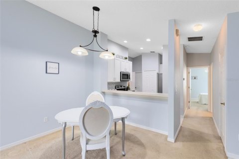 House in Orlando, Florida 3 bedrooms, 118.17 sq.m. № 1873175 - photo 12