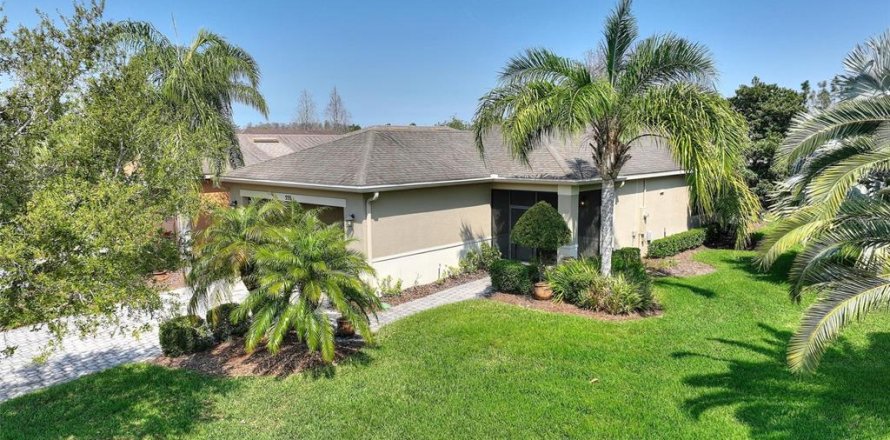 Casa en Kissimmee, Florida 3 dormitorios, 149.57 m2 № 1515574
