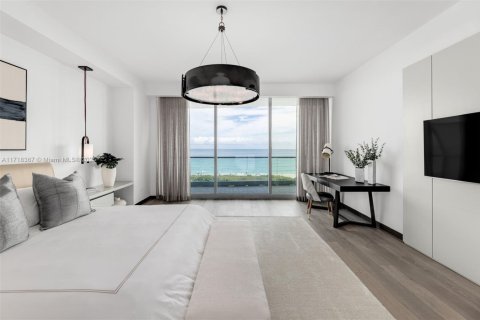 Condo in Surfside, Florida, 4 bedrooms  № 1700140 - photo 18