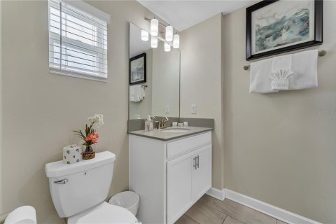 Townhouse in Davenport, Florida 5 bedrooms, 201.32 sq.m. № 1603214 - photo 22