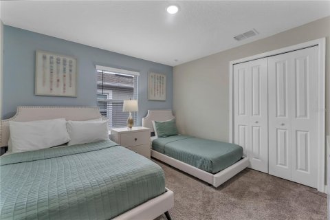 Townhouse in Davenport, Florida 5 bedrooms, 201.32 sq.m. № 1603214 - photo 26