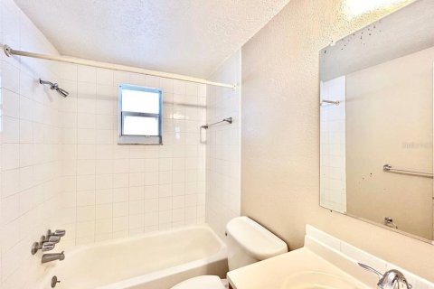 Снять в аренду квартиру в Нью-Порт-Ричи, Флорида 2 спальни, 65.03м2, № 2098717 - фото 8