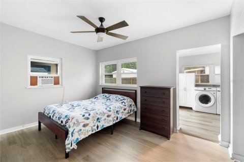 House in Orlando, Florida 3 bedrooms, 113.99 sq.m. № 1835283 - photo 21