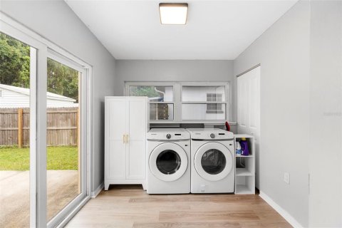 House in Orlando, Florida 3 bedrooms, 113.99 sq.m. № 1835283 - photo 24
