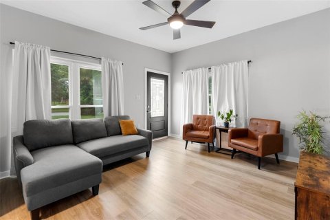 House in Orlando, Florida 3 bedrooms, 113.99 sq.m. № 1835283 - photo 7