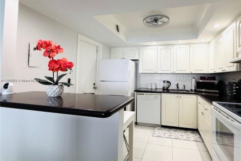 Купить кондоминиум в Холливуд, Флорида 1 спальня, 91.04м2, № 1963259 - фото 5