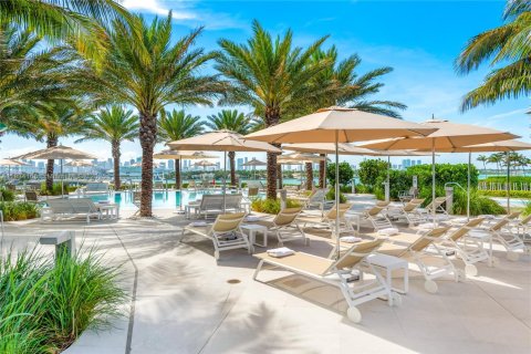 Copropriété à vendre à Miami Beach, Floride: 4 chambres, 378.86 m2 № 1825542 - photo 26