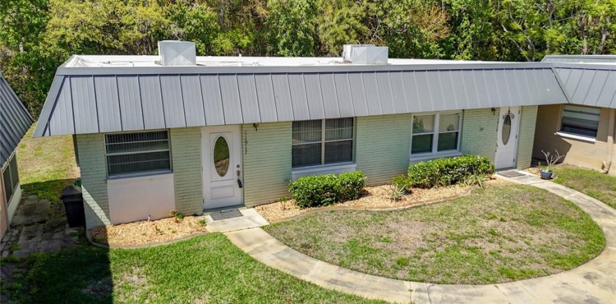Condo à New Port Richey, Floride, 2 chambres № 1586250
