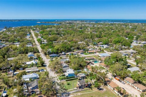 House in Palmetto, Florida 2 bedrooms, 155.61 sq.m. № 1572650 - photo 5