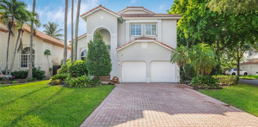 Villa ou maison à Doral, Floride 4 chambres, 229.28 m2 № 1832282