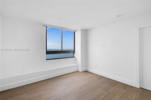 Condominio en venta en Miami Beach, Florida, 2 dormitorios, 128.58 m2 № 2000500 - foto 20