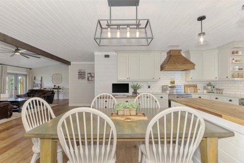 House in Arcadia, Florida 4 bedrooms, 213.77 sq.m. № 2151830 - photo 16