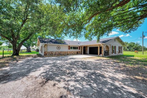House in Arcadia, Florida 4 bedrooms, 213.77 sq.m. № 2151830 - photo 6