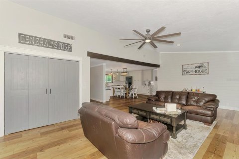 House in Arcadia, Florida 4 bedrooms, 213.77 sq.m. № 2151830 - photo 26