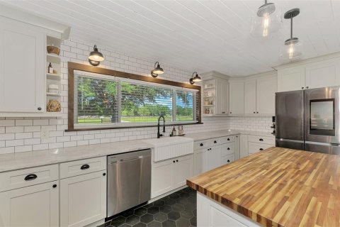 House in Arcadia, Florida 4 bedrooms, 213.77 sq.m. № 2151830 - photo 20
