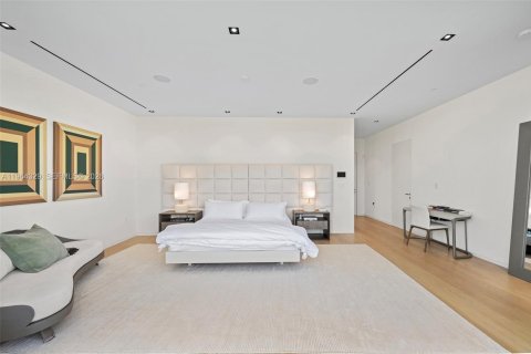 Villa ou maison à vendre à Miami Beach, Floride: 4 chambres, 395.48 m2 № 2027381 - photo 29