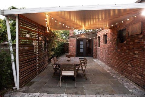 Villa ou maison à louer à North Miami Beach, Floride: 2 chambres, 124.3 m2 № 2060818 - photo 29