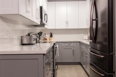 Villa ou maison à louer à North Miami Beach, Floride: 2 chambres, 124.3 m2 № 2060818 - photo 20