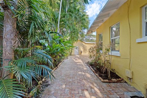 Снять в аренду виллу или дом в Майами, Флорида 3 спальни, 146.79м2, № 2009398 - фото 6