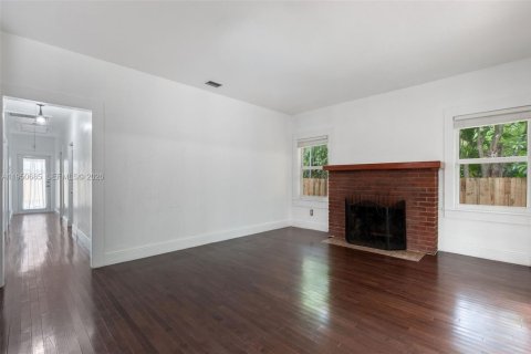 Снять в аренду виллу или дом в Майами, Флорида 3 спальни, 146.79м2, № 2009398 - фото 11