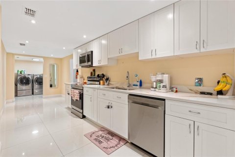 Villa ou maison à vendre à Hudson, Floride: 3 chambres, 164.16 m2 № 2132419 - photo 7