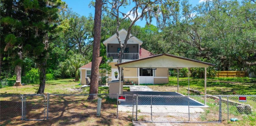 Villa ou maison à Hudson, Floride 3 chambres, 164.16 m2 № 2132419