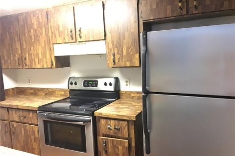 Touwnhouse à louer à Orlando, Floride: 2 chambres, 96.43 m2 № 1832083 - photo 3