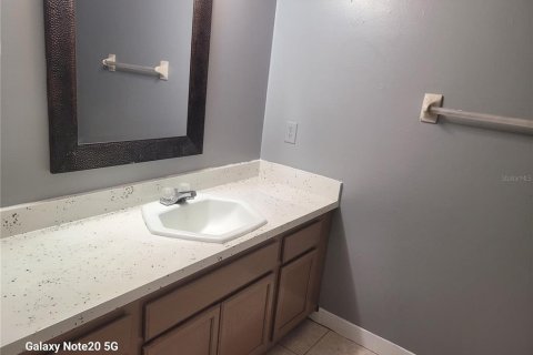 Touwnhouse à louer à Orlando, Floride: 2 chambres, 96.43 m2 № 1832083 - photo 14