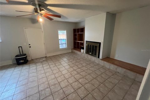 Villa ou maison à vendre à Orlando, Floride: 3 chambres, 156.08 m2 № 2406707 - photo 15